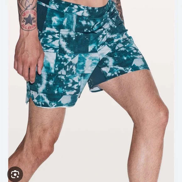 Lululemon Surge Shorts - Bundle of 3 - Picture 16 of 16